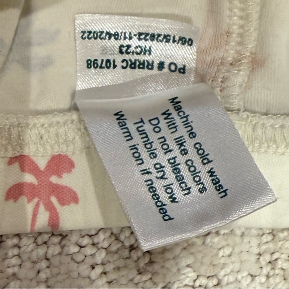 Roller Rabbit x Faherty girls pajamas BOX included - Picture 5 of 13